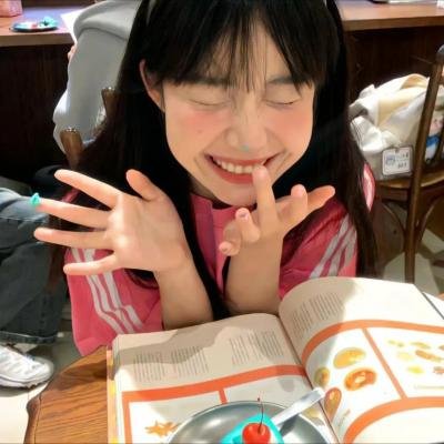 独自夜归的女孩